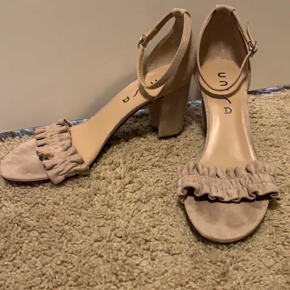 Suede bridesmaids shoes
